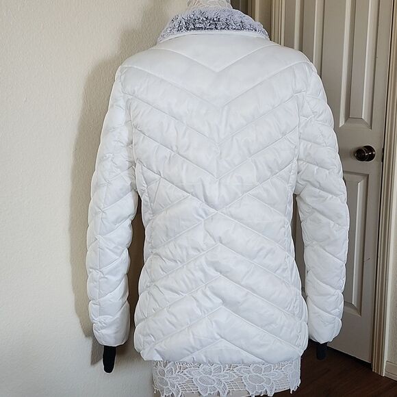 Nautica Down Alternative Jacket - Picture 5 of 13